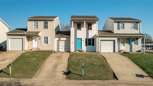 102 Illini Dr, Effingham, IL, 62401-1979 | Card Image