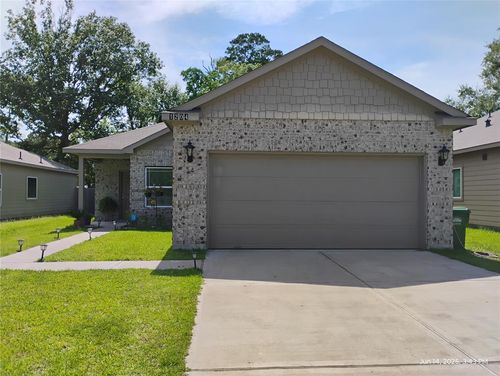 1204 Parkhurst Ave, Cleveland, TX, 77327-1441 | Card Image