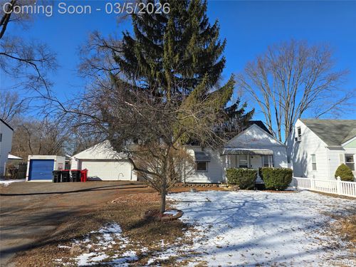 21785 Negaunee St, Southfield, MI, 48033-3576 | Card Image