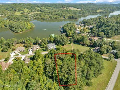 711 Wood Duck Dr, Vonore, TN, 37885-2045 | Card Image