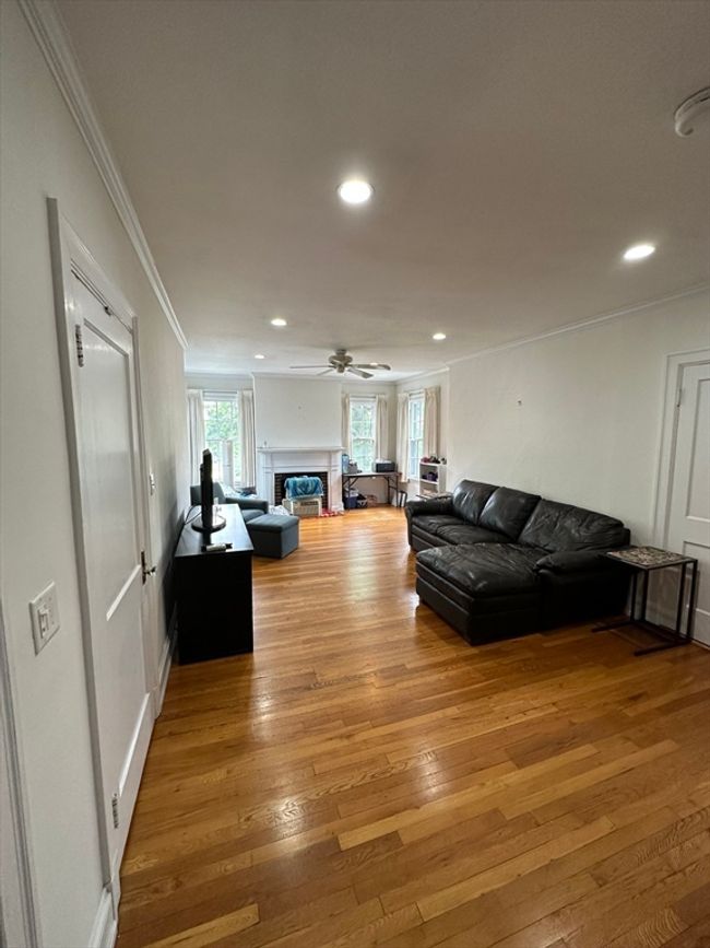 APT-43 - 41 Linnaean St, Condo with 1 bedrooms, 1 bathrooms and null parking in Cambridge MA | Image 5