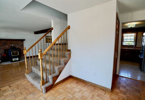 2 Jeffry Drive, Hampton, NH, 03842 | Card Image