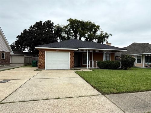 2001 Van Arpel Dr, La Place, LA, 70068-6338 | Card Image