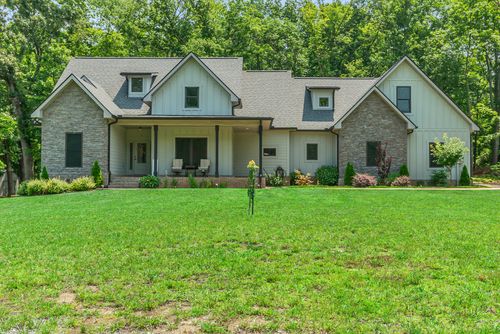 765 Scenic Cir, Pulaski, TN, 38478-6239 | Card Image