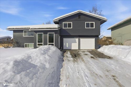 1717 Dimond Dr, Anchorage, AK, 99507-1305 | Card Image