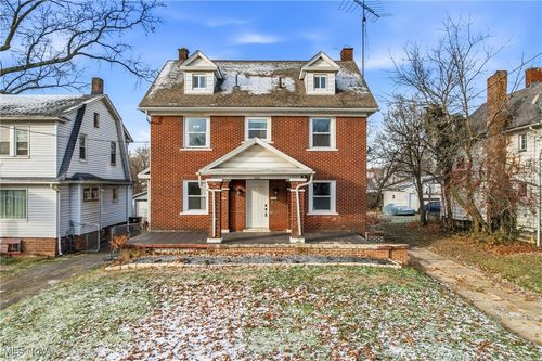 2260 Coronado Ave, Youngstown, OH, 44504-1309 | Card Image