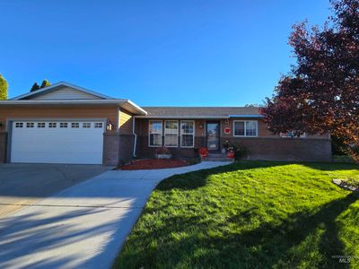 1988 Nw 5th Ave., House other with 5 bedrooms, 3 bathrooms and 2 parking in Ontario OR | Image 1