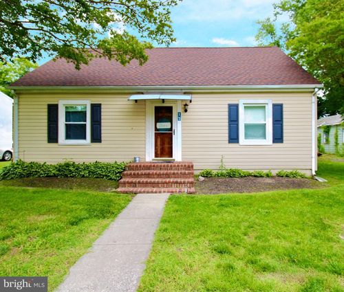 17 Oak St, Cambridge, MD, 21613-1238 | Card Image