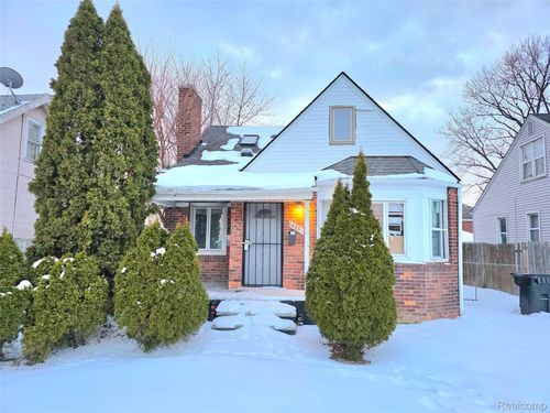 14235 Winthrop St, Detroit, MI, 48227-2135 | Card Image