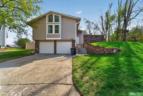 5940 S 137th Cir, Omaha, NE, 68137-2900 | Card Image