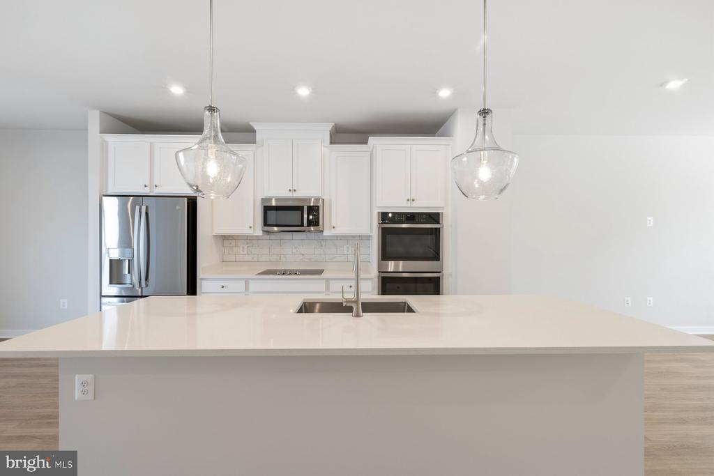 Residential Lease in WOODBRIDGE 4