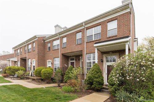 1933 Lindsay Ln, Ann Arbor, MI, 48104-4168 | Card Image
