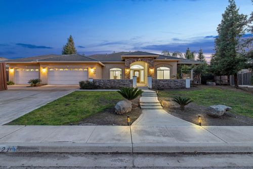 4421 E Douglas Avenue, Visalia, CA, 93292 | Card Image