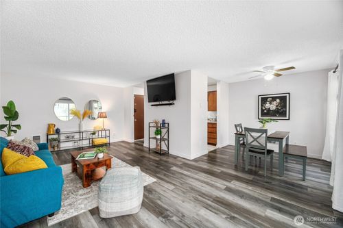 apt-1012-15156 65th Ave S, Tukwila, WA, 98188-8547 | Card Image