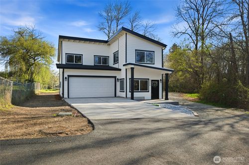 9226 S Yakima Avenue, Tacoma, WA, 98444 | Card Image