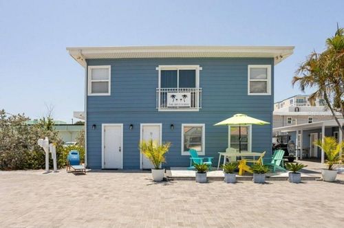 602 Poinsettia Ave, Clearwater Beach, FL, 33767-1635 | Card Image