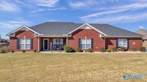 300 Eagle Ridge Drive, NEW MARKET, AL, 35761 | Card Image