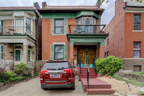 1211 Clara Ave. Avenue, St Louis, MO, 63112 | Card Image