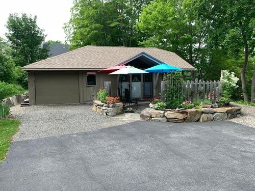 9 James Street, Belfast, ME, 04915 | Card Image