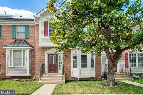 9923 Quiet Brook Ln, CLINTON, MD, 20735-3388 | Card Image