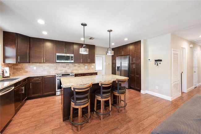 1211 Robin Rd, House other with 3 bedrooms, 2 bathrooms and null parking in ORLANDO FL | Image 6