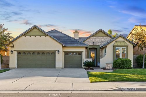 32852 Shephard Ct, Winchester, CA, 92596-8485 | Card Image