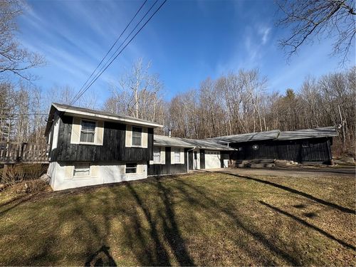 147 Dan Main Rd, Norwich, NY, 13815-3430 | Card Image