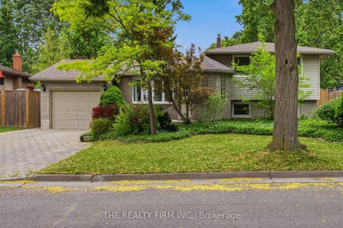 79 Mendip Cres, London, ON, N6E1H2 | Card Image