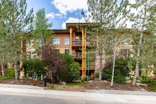 b322-3720 Sundial Ct, Park City, UT, 84098-6467 | Card Image