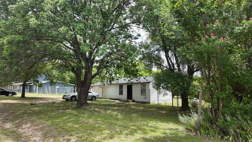 327 Overlook Dr, Red Oak, TX, 75154-4045 | Card Image