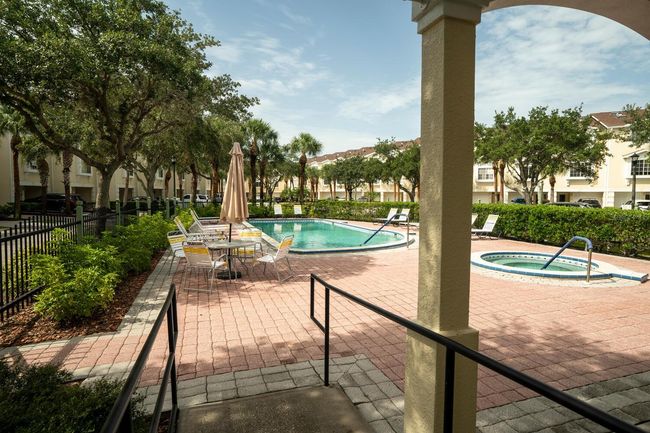 102 Brent Cir, Townhouse with 3 bedrooms, 3 bathrooms and null parking in OLDSMAR FL | Image 59