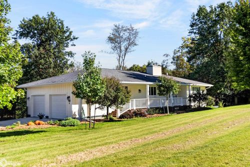 1506 Clinton St, Marshalltown, IA, 50158-3882 | Card Image