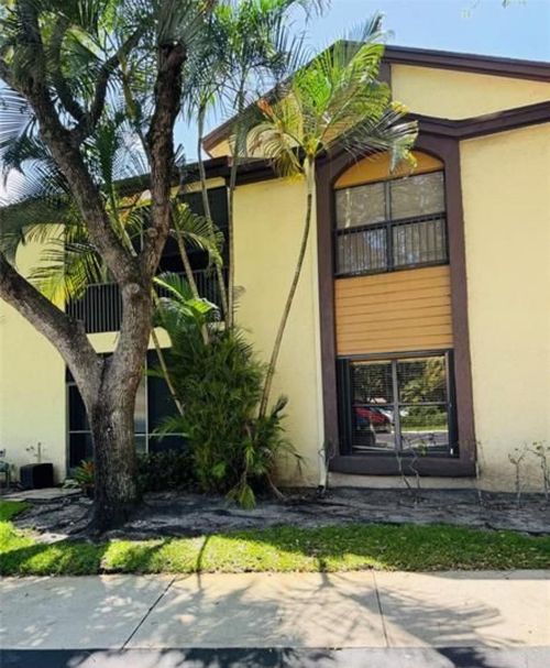 4529-4529 Carambola Cir S, Coconut Creek, FL, 33066-2925 | Card Image