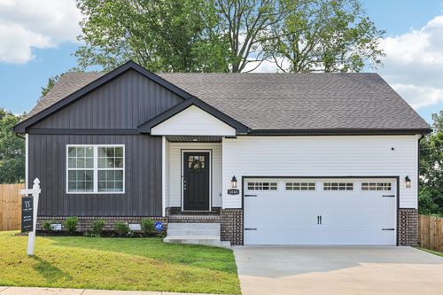 1040 Dublin Dr, Clarksville, TN, 37042-2820 | Card Image