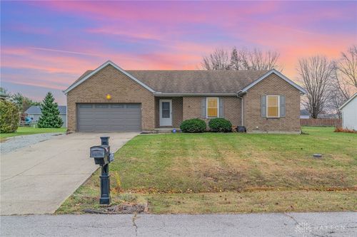 6044 Sean Cir, Blanchester, OH, 45107-1500 | Card Image