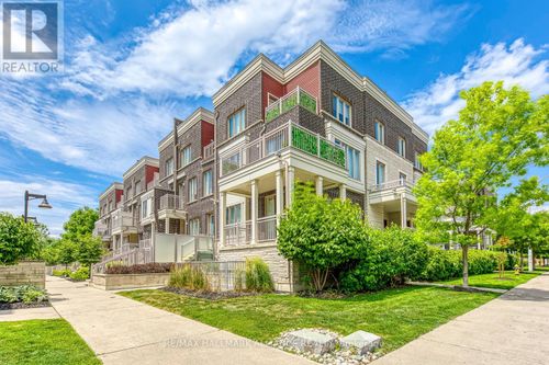18-140 Long Branch Ave, Etobicoke, ON, M8W0B1 | Card Image