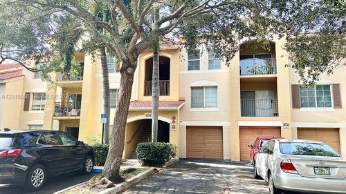 108-4241 San Marino Boulevard, West Palm Beach, FL, 33409 | Card Image