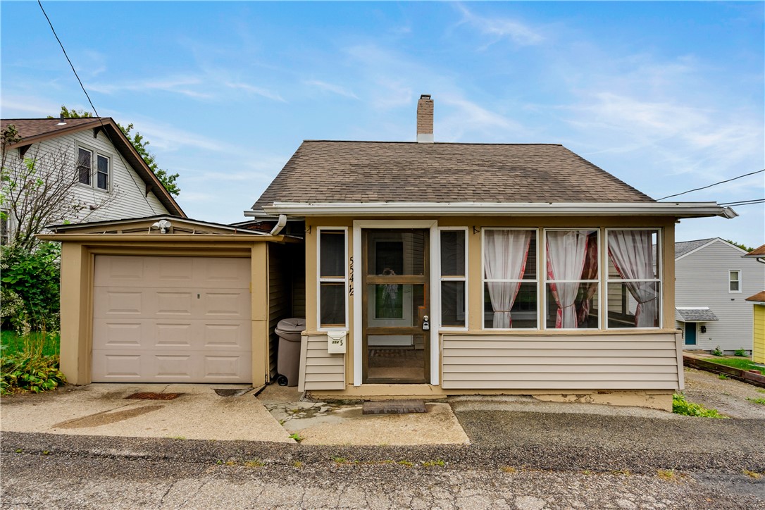 Summit St, New Kensington, PA 15068