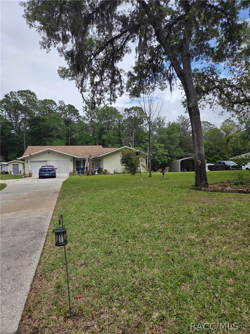 8951 Sw 202nd Avenue Rd, DUNNELLON, FL, 34431-5718 | Card Image