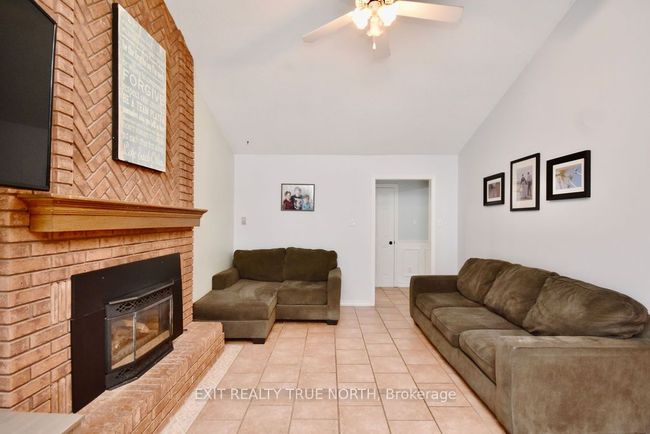 66 Willow Landing Rd, House other with 4 bedrooms, 3 bathrooms and 6 parking in Midhurst ON | Image 17