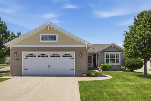 208 15th Avenue Way E, West Fargo, ND, 58078 | Card Image