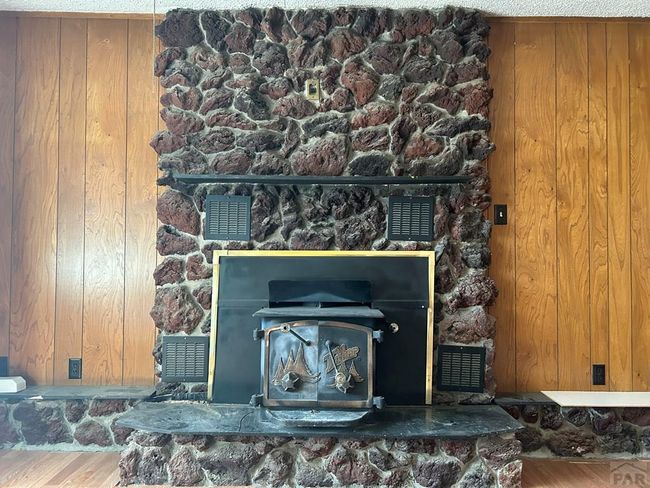226 E 7 Th St, House other with 4 bedrooms, 2 bathrooms and 2 parking in Walsenburg CO | Image 7