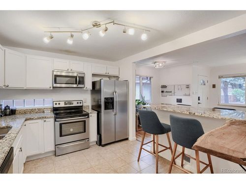 3690 Grape St, Denver, CO, 80207-1142 | Card Image