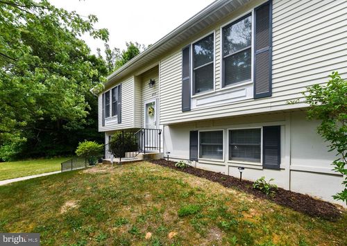 2717 Timbercrest Dr, DISTRICT HEIGHTS, MD, 20747-3781 | Card Image