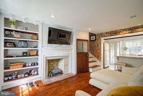 229 S Jessup St, PHILADELPHIA, PA, 19107-6758 | Card Image