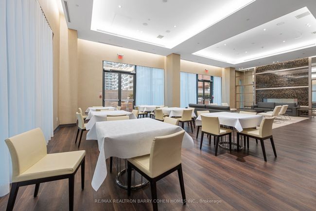 1414 - 70 Roehampton Ave, Condo with 2 bedrooms, 2 bathrooms and 1 parking in Toronto ON | Image 27