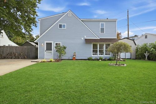 6 Stonecutter Road, Hempstead, NY, 11756 | Card Image