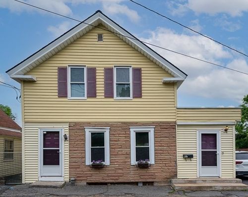 62 Railroad St, Fitchburg, MA, 01420-5638 | Card Image