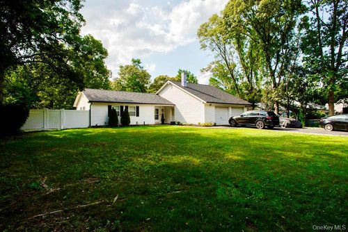 36 Harford Dr, Coram, NY, 11727-2909 | Card Image