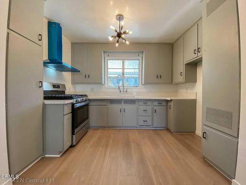 apt-11-1145 N Central Ave, Glendale, CA, 91202-2558 | Card Image